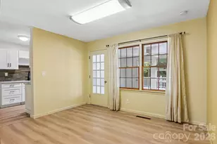 1153 Airport Rd, Flat Rock, NC 28731 - Photo 6