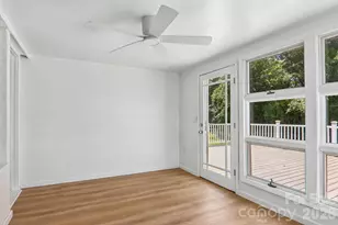 1153 Airport Rd, Flat Rock, NC 28731 - Photo 12