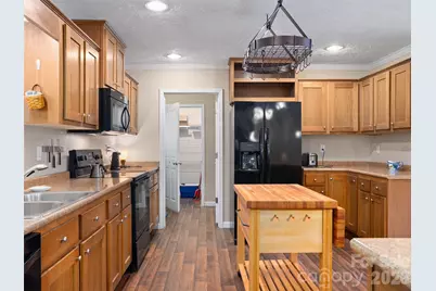 193 Tipstill Cove, Waynesville, NC 28786 - Photo 10
