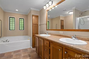 193 Tipstill Cove, Waynesville, NC 28786 - Photo 22