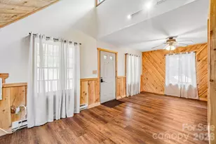 950 Main St, Chimney Rock, NC 28720 - Photo 18