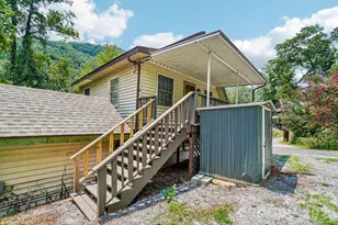 950 Main St, Chimney Rock, NC 28720 - Photo 36