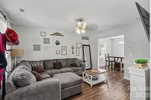 6555 Wedron Ct, Charlotte, NC 28216 - Photo 14