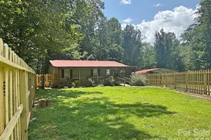 173 Croom Hollow Dr, Nebo, NC 28761 - Photo 2