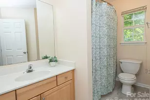 17 Pinecrest Dr, Asheville, NC 28803 - Photo 26