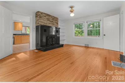 1705 Willow Road, Hendersonville, NC 28739 - Photo 10