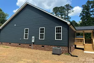 6 Wray St, York, SC 29745 - Photo 4