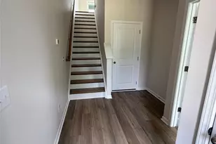 4623 Swan Meadow Ln, Charlotte, NC 28226 - Photo 2