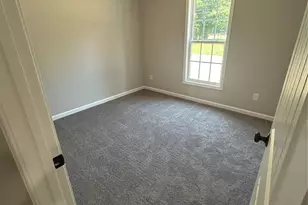 8 Wray St, York, SC 29745 - Photo 18