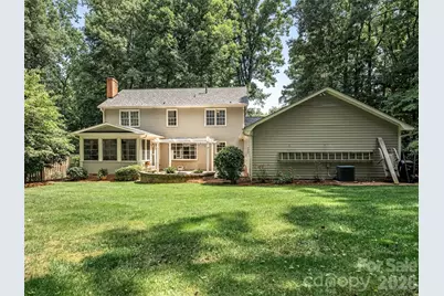 325 Stratfordshire Drive, Matthews, NC 28105 - Photo 40
