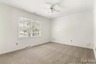 325 Stratfordshire Dr, Matthews, NC 28105 - Photo 30