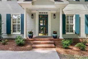 325 Stratfordshire Dr, Matthews, NC 28105 - Photo 4