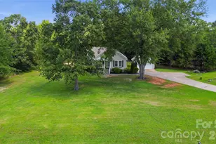 335 Providence Rd, Forest City, NC 28043 - Photo 4