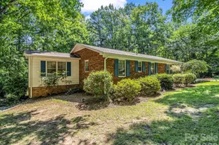 104 Dill Cir, Landrum, SC 29356 - Photo 6