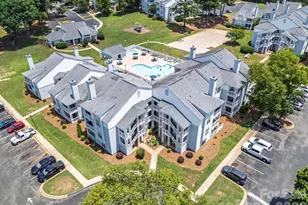 11 Hamiltons Bay Ct, Clover, SC 29710 - Photo 2