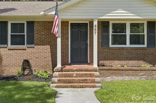 867 Lombardy Rd, Rock Hill, SC 29730 - Photo 2