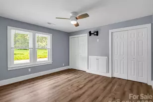 112 Resort St, Hendersonville, NC 28792 - Photo 24