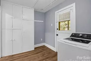 112 Resort St, Hendersonville, NC 28792 - Photo 22