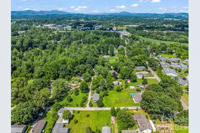 112 Resort Street #6, Hendersonville, NC 28792 - Photo 40