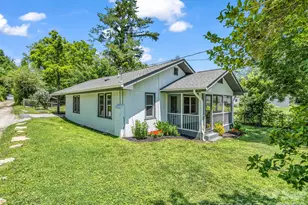 112 Resort St, Hendersonville, NC 28792 - Photo 2