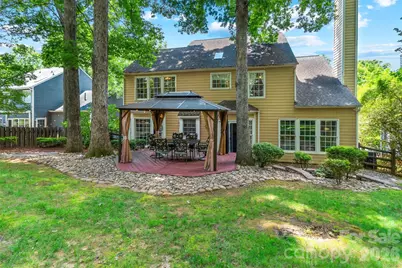 4131 Beauvista Drive, Charlotte, NC 28269 - Photo 36