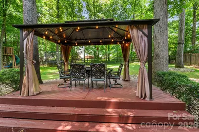 4131 Beauvista Drive, Charlotte, NC 28269 - Photo 34