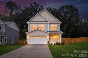 9326 Horseshoe Bend Dr, Charlotte, NC 28215 - Photo 1