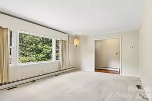 3157 Florida Dr, Hendersonville, NC 28792 - Photo 6