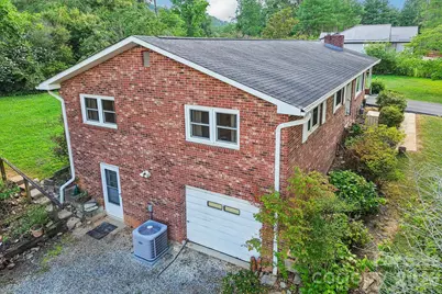 3157 Florida Drive, Hendersonville, NC 28792 - Photo 4