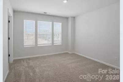 5204 Wyes Oak Lane, Charlotte, NC 28269 - Photo 32