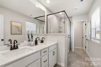 5205 Wyes Oak Lane, Charlotte, NC 28269 - Photo 16