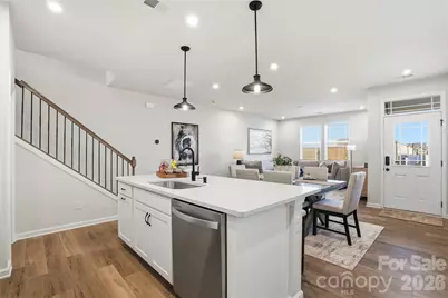 5205 Wyes Oak Lane, Charlotte, NC 28269 - Photo 8