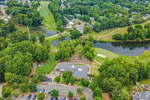 7533 Lady Bank Dr, Charlotte, NC 28269 - Photo 32