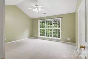 7533 Lady Bank Dr, Charlotte, NC 28269 - Photo 20