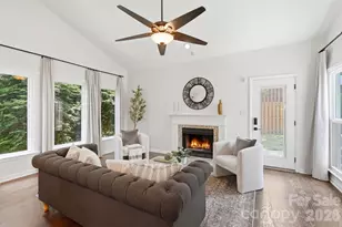 2552 Middlebridge Ln, Charlotte, NC 28270 - Photo 6