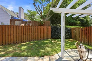 2552 Middlebridge Ln, Charlotte, NC 28270 - Photo 38