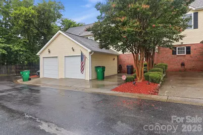 4311 Laurel Hill Lane, Charlotte, NC 28217 - Photo 2