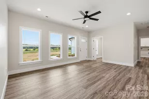 4489 Taylorsville Hwy Hwy, Statesville, NC 28677 - Photo 14