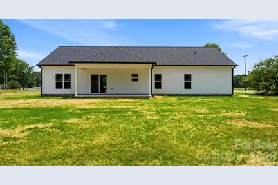 4489 Taylorsville Hwy Highway, Statesville, NC 28677 - Photo 40