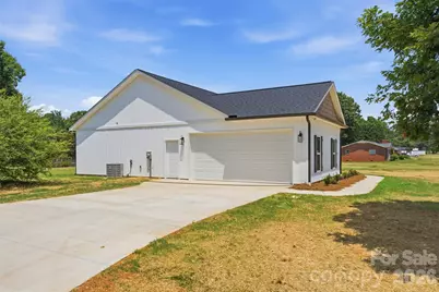 4489 Taylorsville Hwy Highway, Statesville, NC 28677 - Photo 38