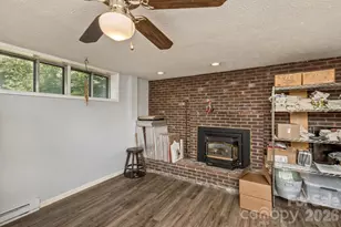 17 Rhododendron Pl, Asheville, NC 28805 - Photo 26