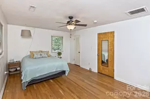 17 Rhododendron Pl, Asheville, NC 28805 - Photo 12