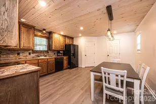 2729 Horseford Rd, Lenoir, NC 28645 - Photo 16