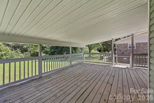 6805 Ellendale Dr, Charlotte, NC 28217 - Photo 22