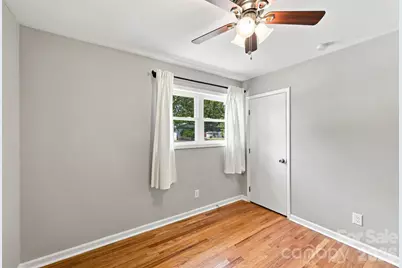 6805 Ellendale Drive, Charlotte, NC 28217 - Photo 18