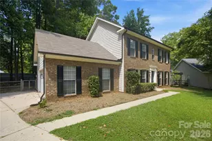 8802 Tarpan Ct, Charlotte, NC 28216 - Photo 2