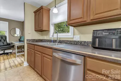 18 McTindal Circle, Asheville, NC 28803 - Photo 14