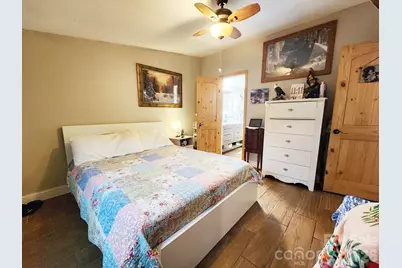 345 Hyatt Street, Waynesville, NC 28786 - Photo 8