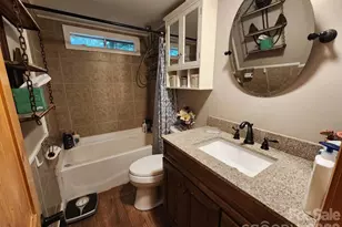 345 Hyatt St, Waynesville, NC 28786 - Photo 12