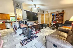 345 Hyatt St, Waynesville, NC 28786 - Photo 4